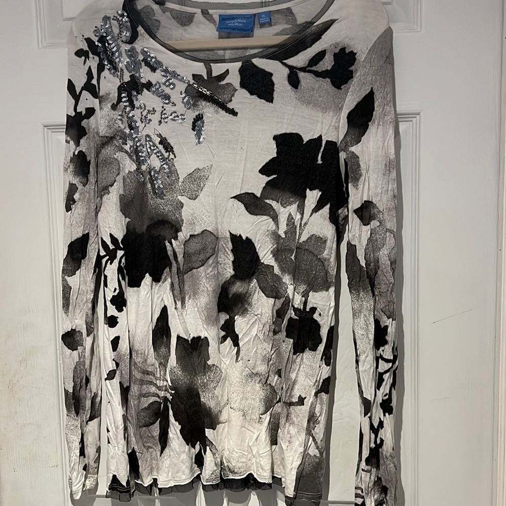 Long sleeve tissue t(thin knit) cool design